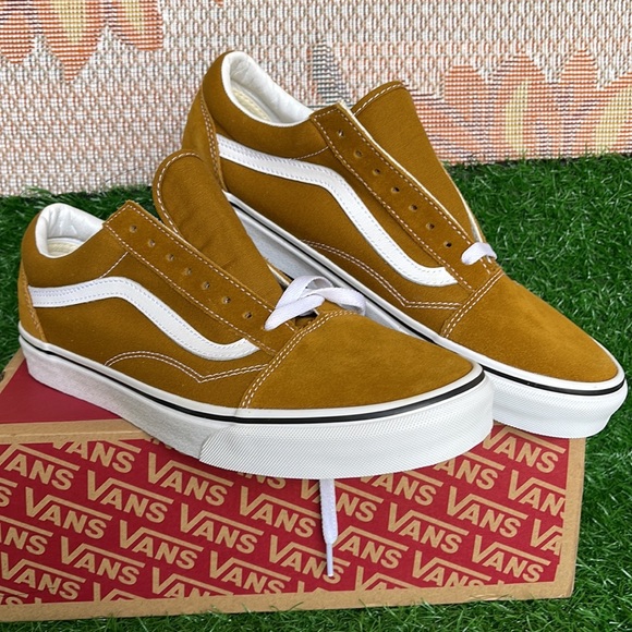 Vans WMNS Old Skool
Color Theory Golden Brown
VN0005UF1M7
Sneakers - Picture 7 of 16